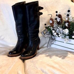 Frye MILDRED Black Leather Knee-High Boots, size 6.5